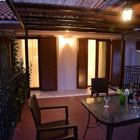 Nikoletta 4 Apartment Vlachopoulatika ภายนอก รูปภาพ